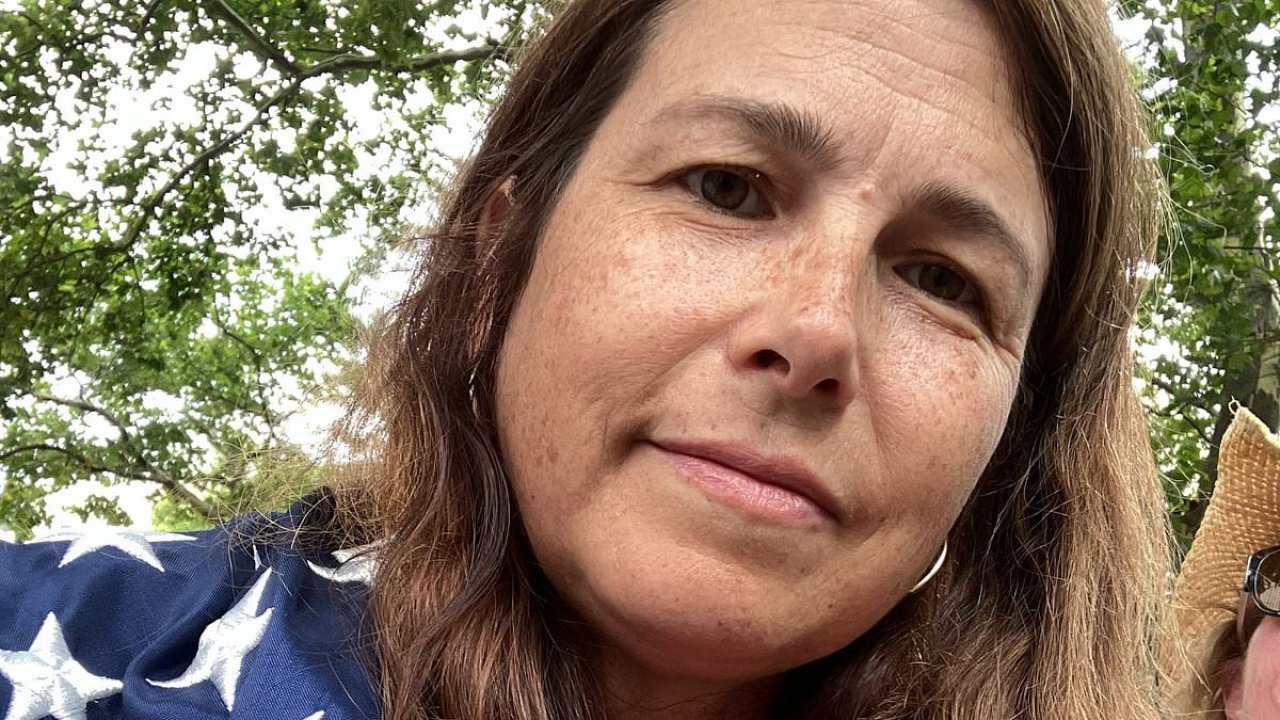 Federal Authorities Arrest Indiana Woman for Threatening to Kill Trump ...